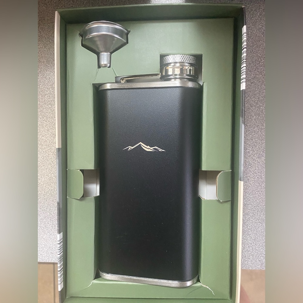 NWT…CONTIGO BLACK TUMBLR AND ADVENTURIDGE FLASK SET - Picture 12 of 16